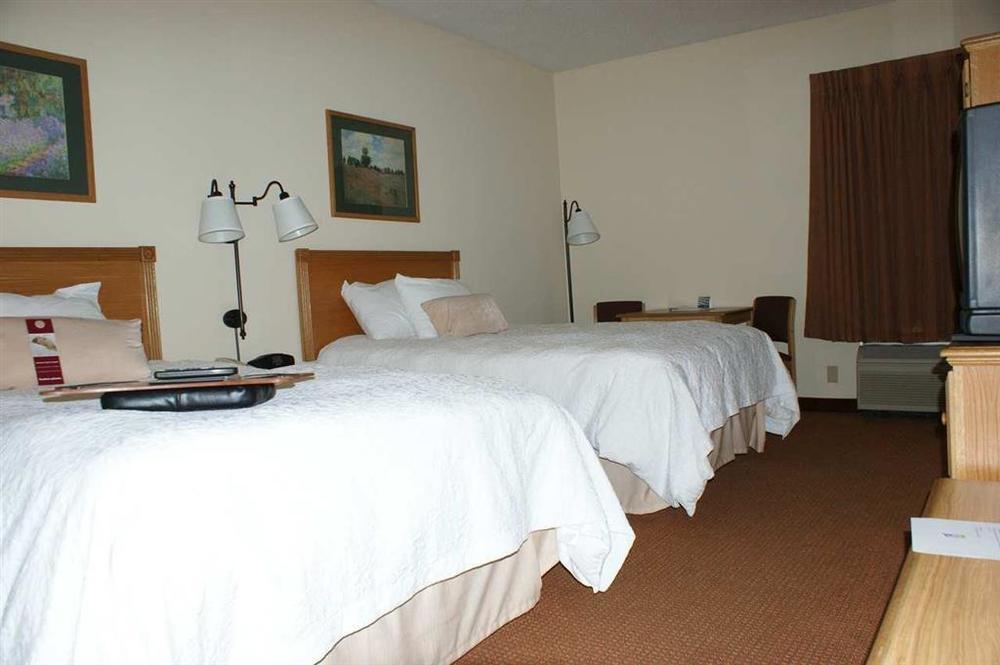 Hampton Inn St. Louis-Chesterfield Room photo